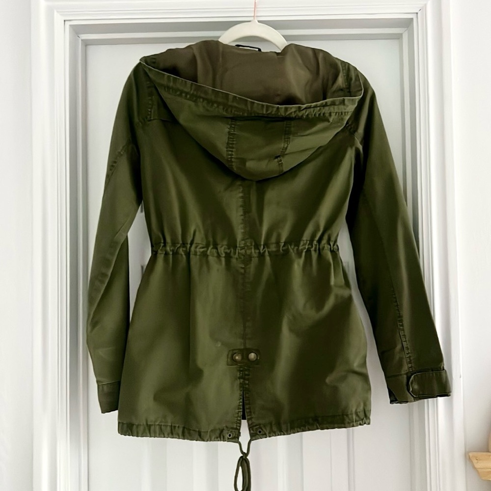 🍎 Bohme Military Green Hooded Jacket - Picture 7 of 8